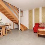 Corinthia 1 By Interhome Apartmán
