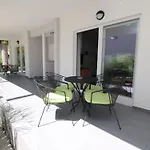Corinthia 1 By Interhome Apartmán *