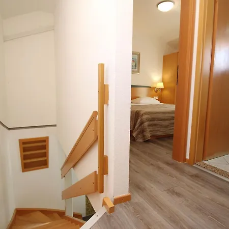 Corinthia 1 By Interhome Apartament Baška