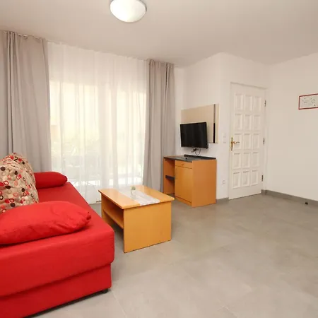 Apartament Corinthia 1 By Interhome *